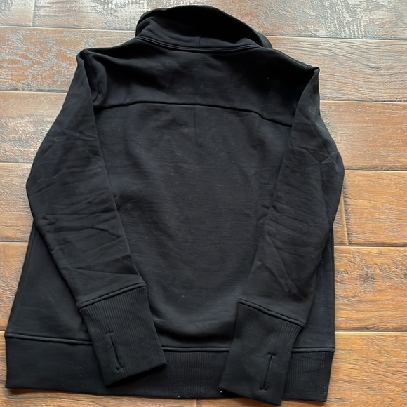 Athleta Sweatshirt - Size Small - Picture 7 of 10